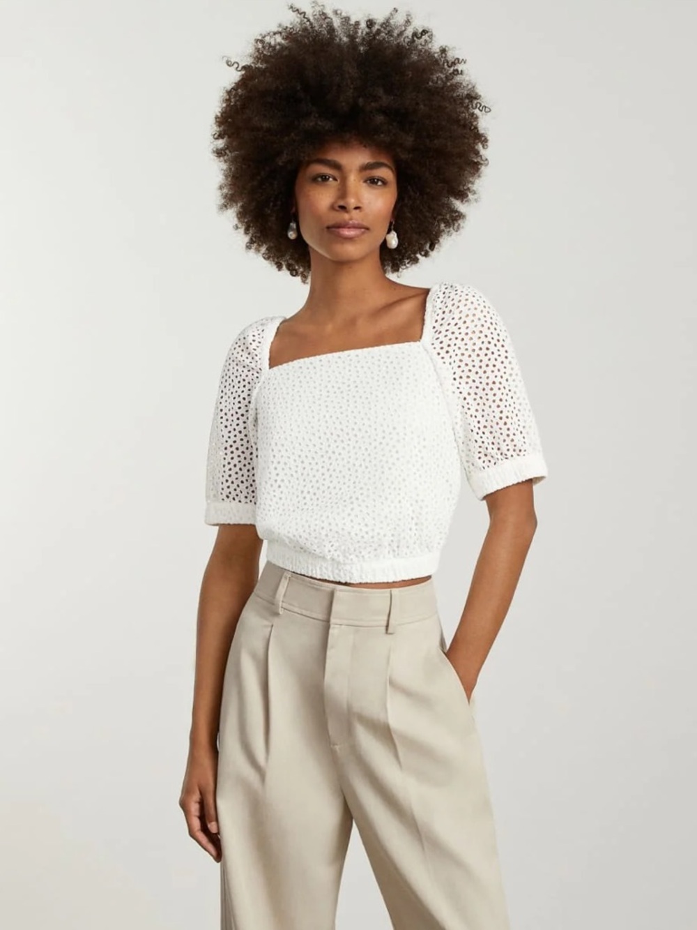 Everlane The Eyelet Puff Sleeve Top in White size medium Square-Neck summer